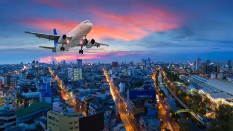 Qantas signs deal with Alibaba's online travel platform