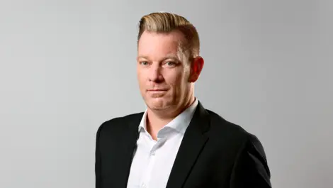 How hybrid access control can smooth your shift to next-generation security solutions